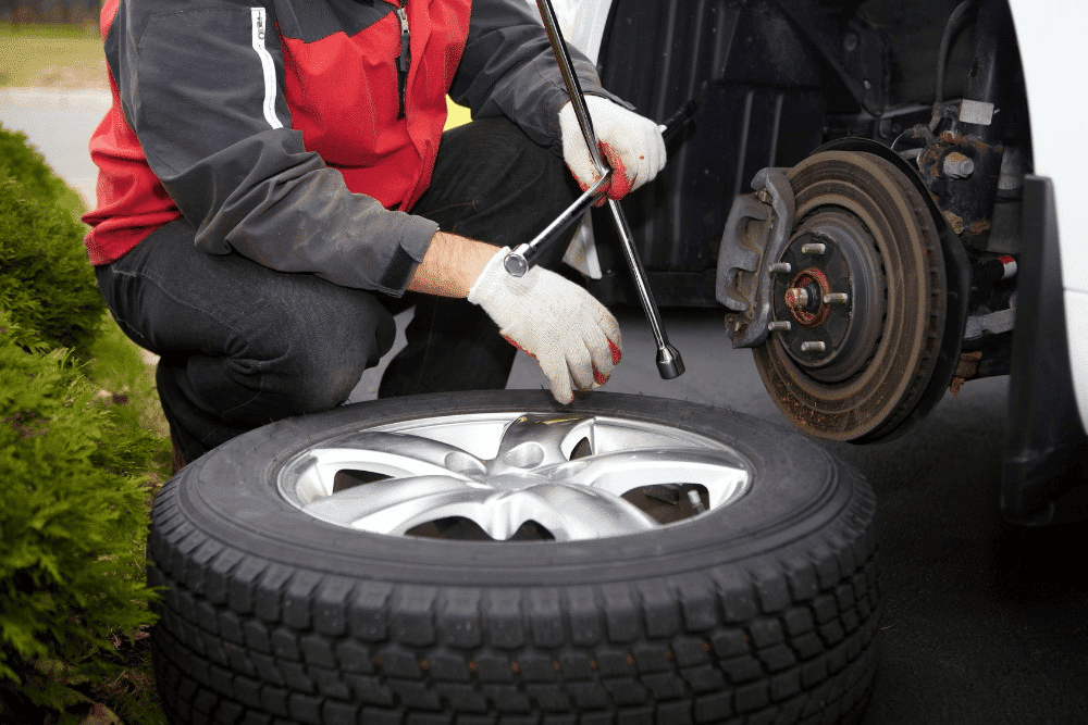 Towing Services in Nankipooh Tire Change 